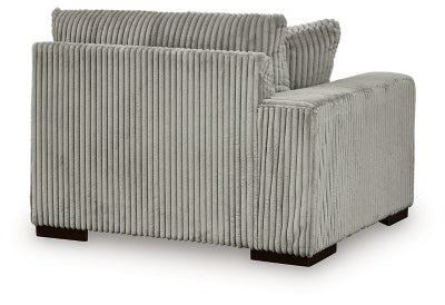 Lindyn Sectional with Chaise