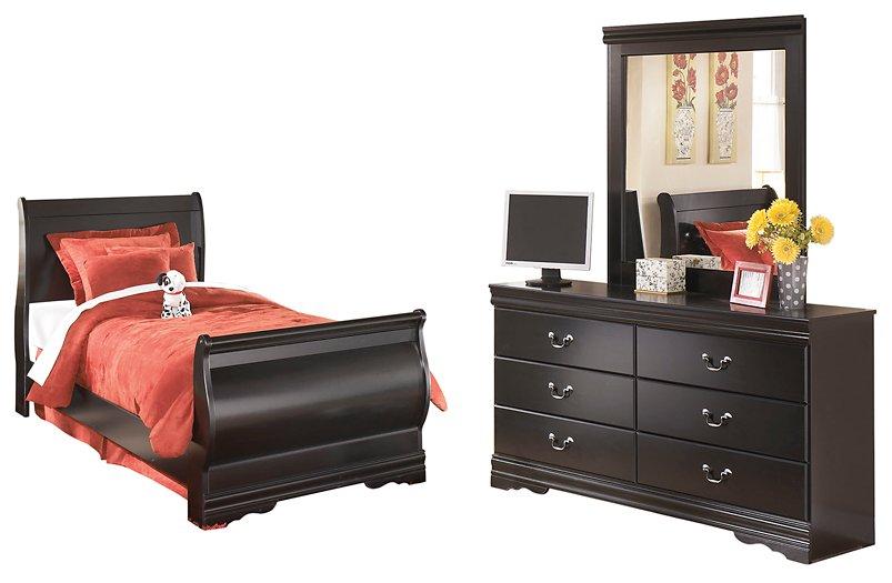 Huey Vineyard Bedroom Set - Furniture Home (Kansas City, MO)