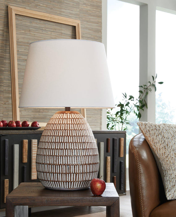 Darrich Table Lamp - Furniture Home (Kansas City, MO)