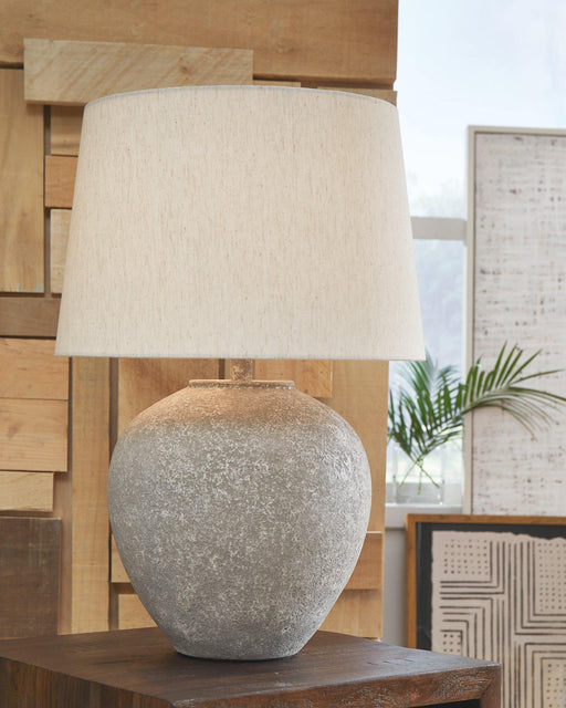 Dreward Table Lamp - Furniture Home (Kansas City, MO)