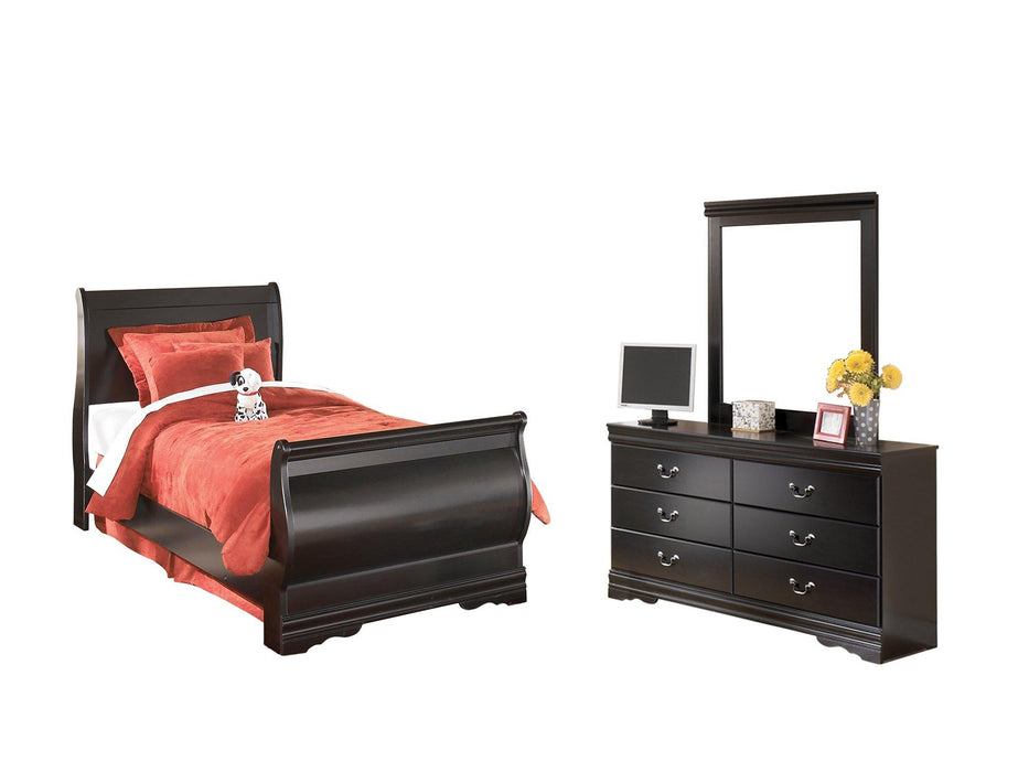 Huey Vineyard Bedroom Set - Furniture Home (Kansas City, MO)