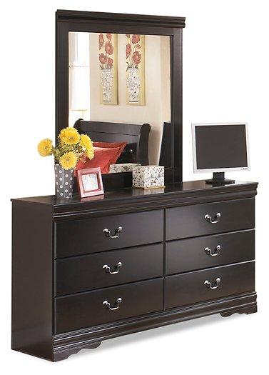 Huey Vineyard Dresser and Mirror - Furniture Home (Kansas City, MO)