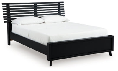 Danziar Queen Slat Bed - Furniture Home (Kansas City, MO)