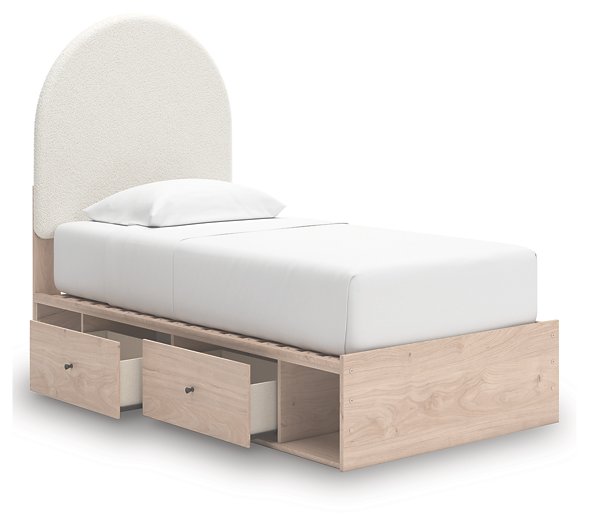 Arloster Upholstered Bed