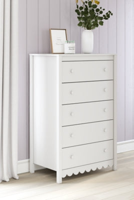 Hallityn Chest of Drawers - Furniture Home (Kansas City, MO)
