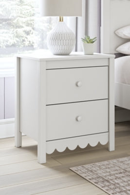 Hallityn Nightstand - Furniture Home (Kansas City, MO)