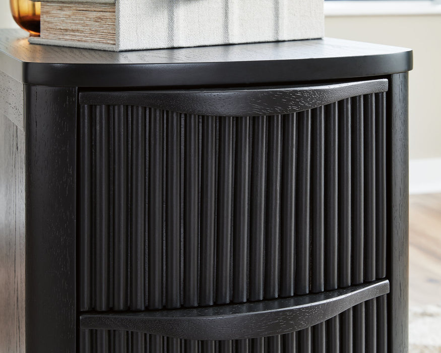 Camdill Chairside End Table - Furniture Home (Kansas City, MO)