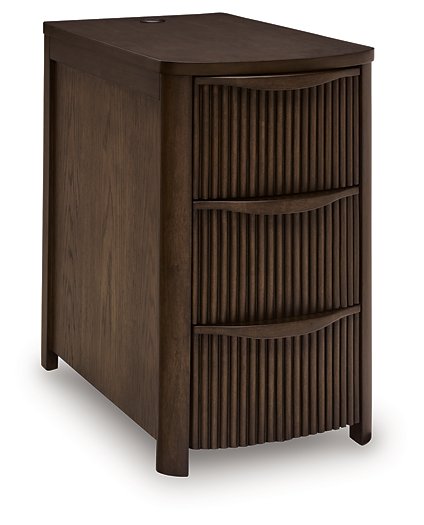 Camdill Chairside End Table - Furniture Home (Kansas City, MO)