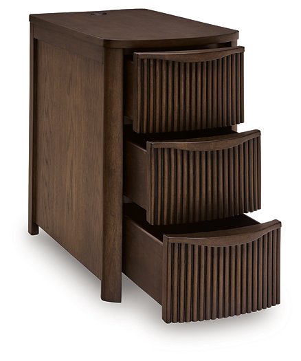 Camdill Chairside End Table - Furniture Home (Kansas City, MO)
